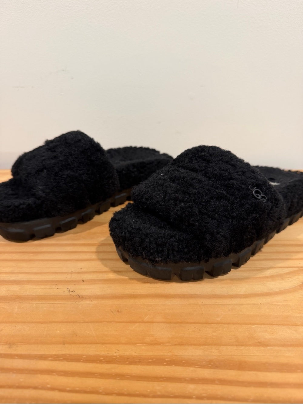 Ugg Cozetta Curly Slide Slippers Size 6